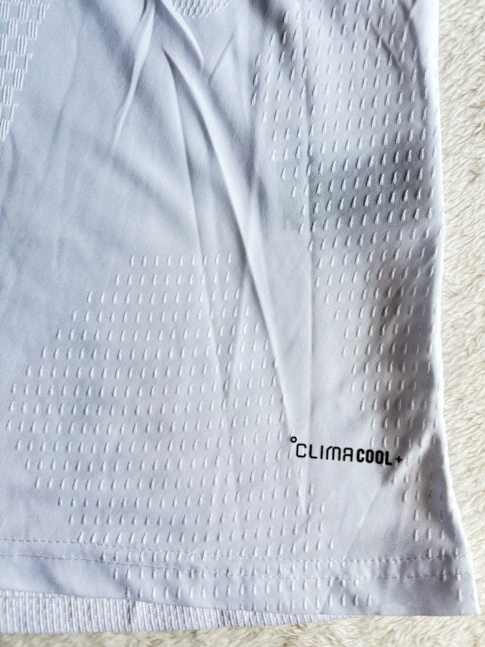 Real Madrid FC Home Jersey 2026/27. Valverde #8 - Picture 7 of 8
